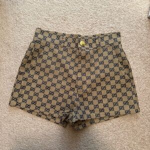 GG Shorts